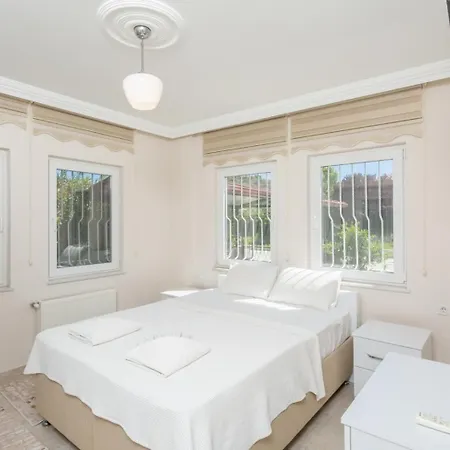 Toprak Villa *